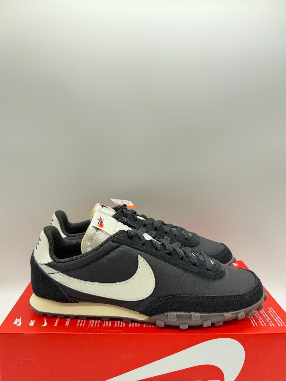 Nike Waffle Racer Black White IM8658-001 Men’s Size 11.5